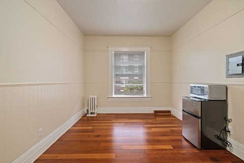 1008 Larkin Street Studio-2 Beds Apartment for Rent