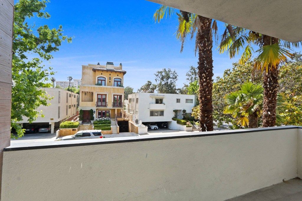 the building in which the apartment is located