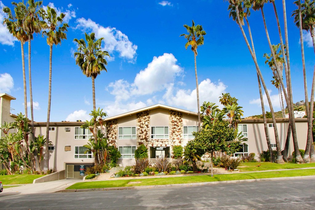 the building in which the hotel is located