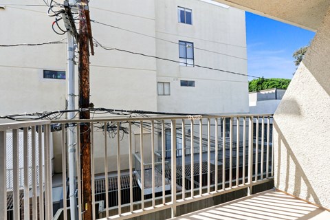 727 Westbourne Drive Studio-1 Apartment for Rent
