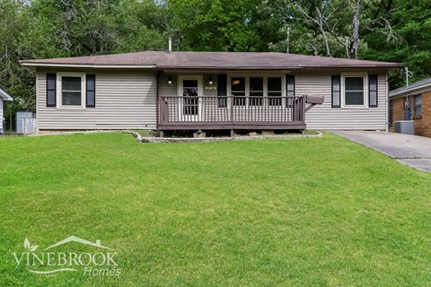 3714 Maple St 4 Beds Apartment for Rent