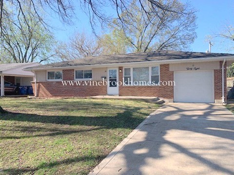 38 Flamingo Dr 3 Beds Apartment for Rent
