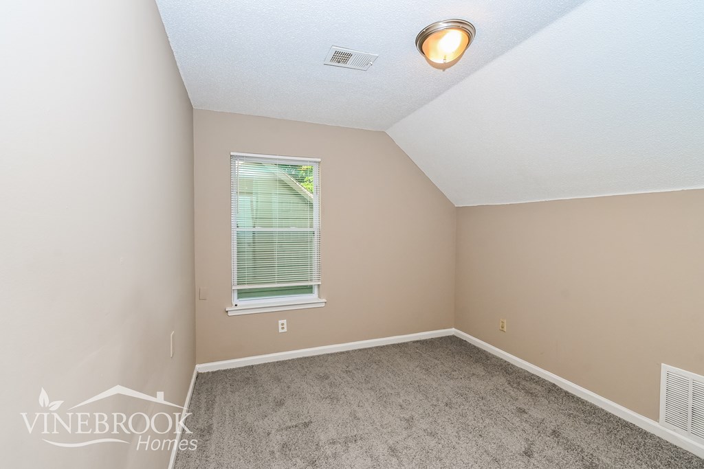 3954 Chelsea Hill Dr