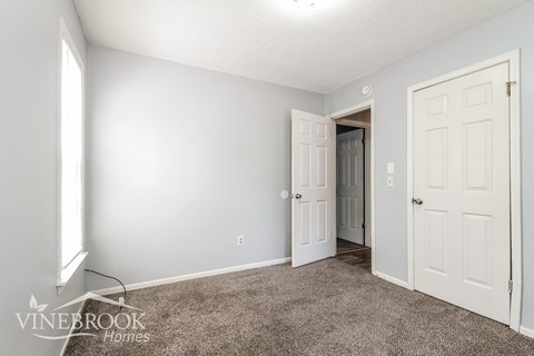 331 S Royal Tower Dr