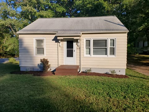 1616 Guyer St 3 Beds Apartment for Rent