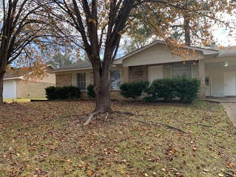 221 Walnut Ridge St 3 Beds Apartment for Rent