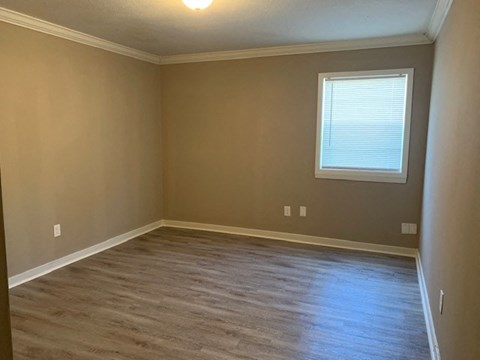 225 Rowland Ave 3 Beds Apartment for Rent