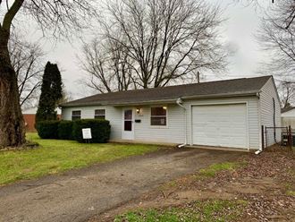 3550 Clearwater Dr 3 Beds Apartment for Rent