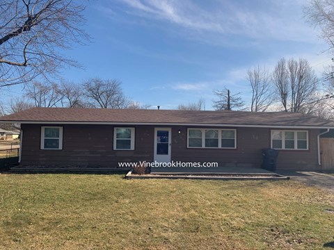 4819 N Longworth Ave 4 Beds Apartment for Rent