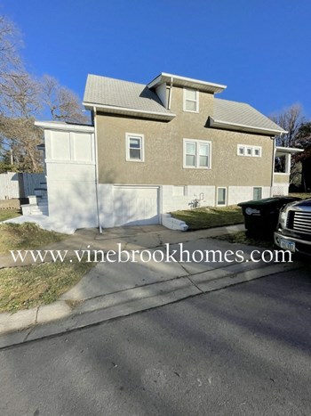 2046 Vinton St - Photo Gallery 3