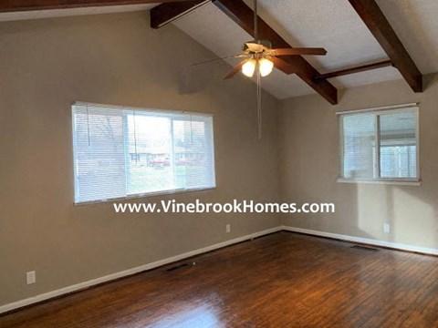 3953 N Lesley Ave 3 Beds Apartment for Rent