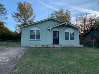 3709 Bluff Wood Dr 4 Beds Apartment for Rent