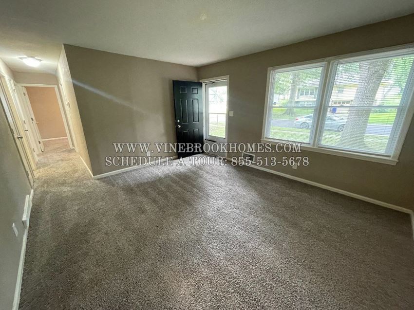 13325 Applewood Dr Rentals Grandview, MO RentCafe