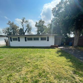 8326 Woodhurst Dr 3 Beds Apartment for Rent