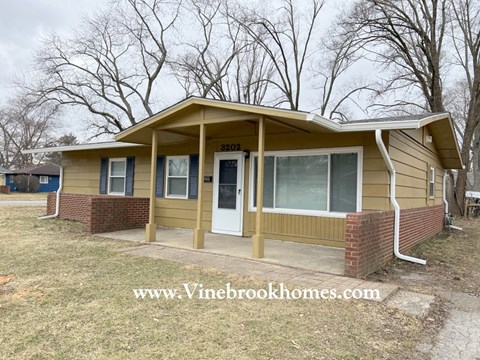 3202 Donald Ave 3 Beds Apartment for Rent