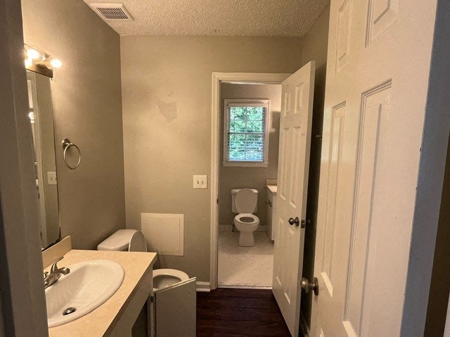 bathroom3