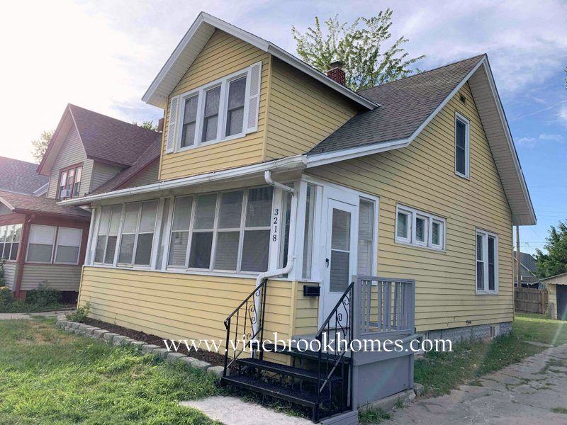 3218 Ave A - Photo Gallery 1
