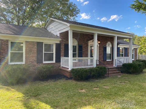528 Mason Rd 3 Beds Apartment for Rent