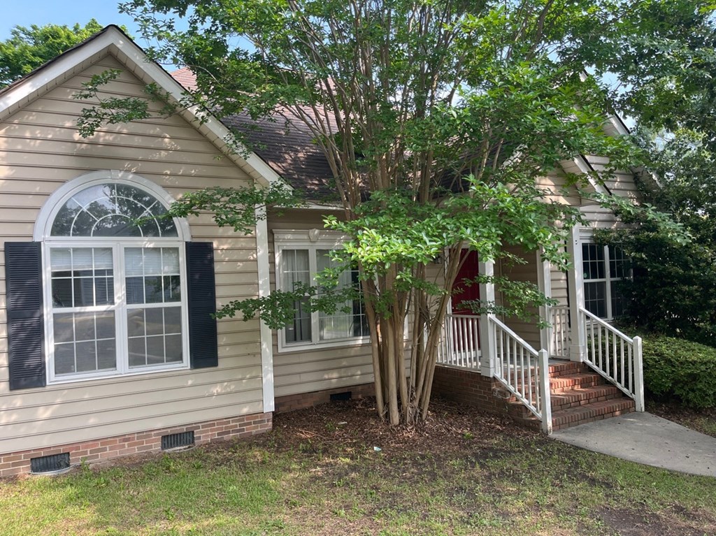 101 Pickwick Dr