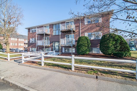 Brettonwood Estates - Exterior - Apartments in Lowell, MA - New England Heritage Properties