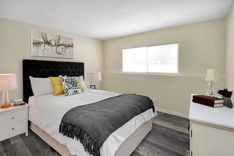 Interior picture, bedroom