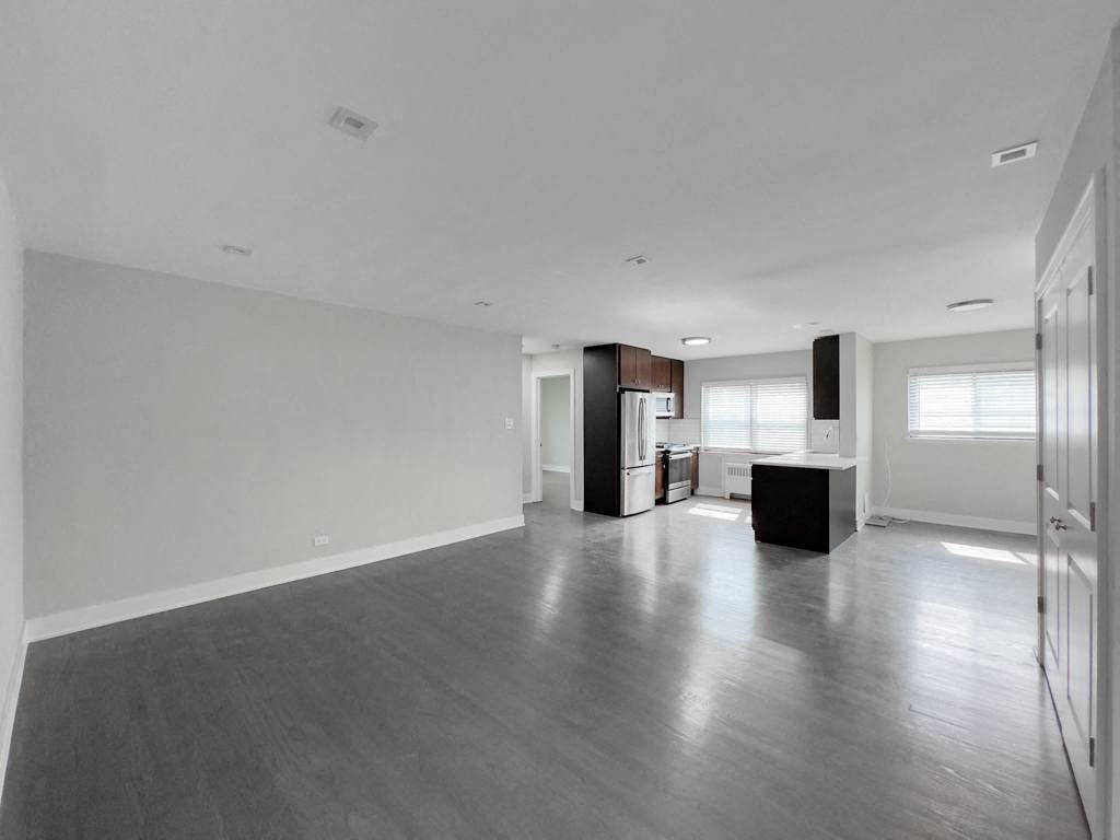 549-607 Sheridan Rd.