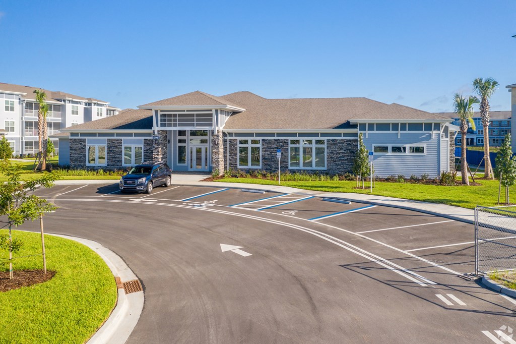 Clubhouse and Leasing Office