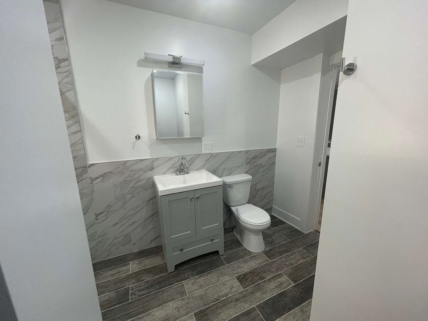 423436 W Fullerton/2410 Tripp Apartments, 4234 W Fullerton Ave