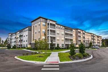 16554 Cagan Crossings Blvd 1-2 Beds Apartment for Rent - Photo Gallery 1