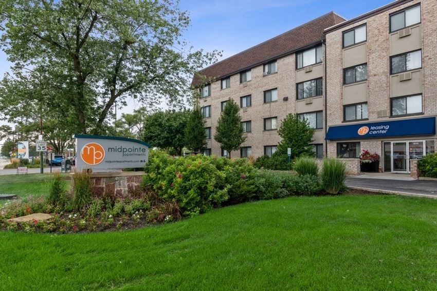 Midpointe Apartments, 4050 W 115th St, Chicago, IL RentCafe