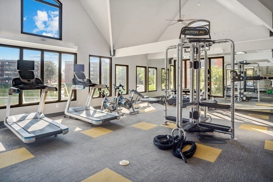 Fitness center with state-of-the-art equipment at Esprit Cherry Creek, Glendale