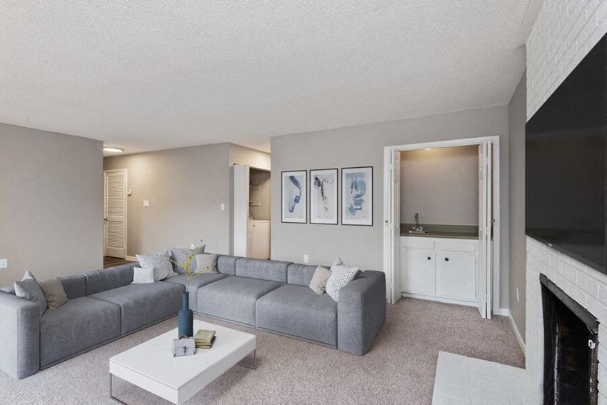 Model living room & hallway