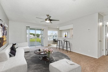 Model living room with kitchen - Photo Gallery 6
