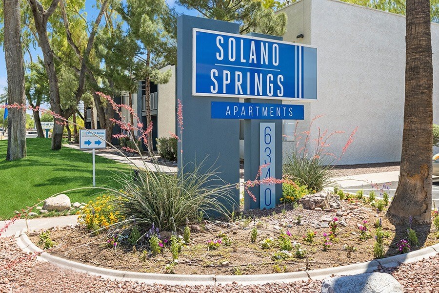 Monument Sign at Solano Springs Apartments in Tucson, AZ.