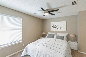 Model 2nd bedroom