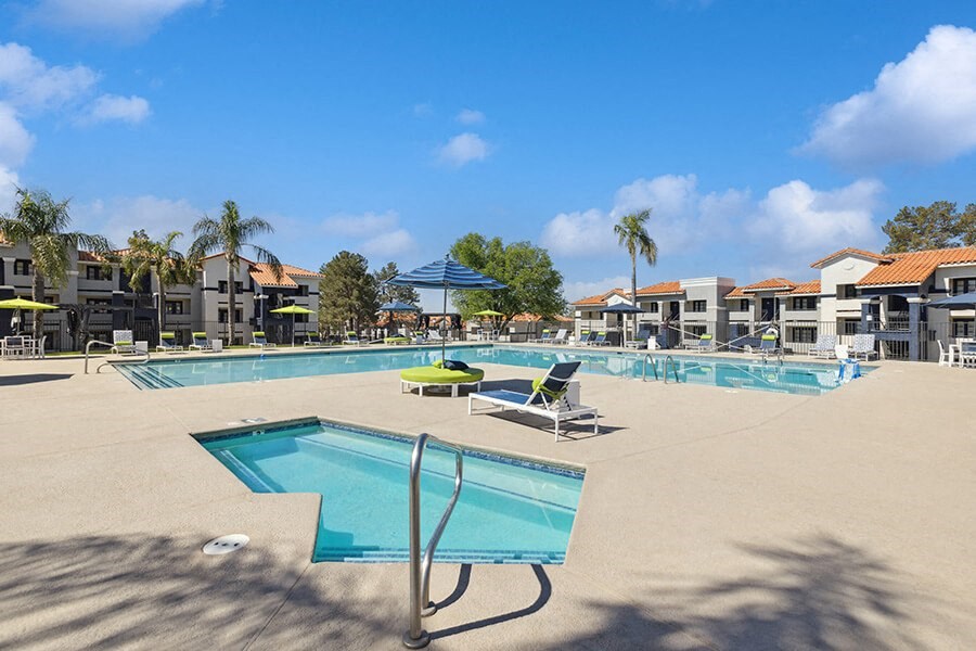 Community Hot Tub and Swimming Pool at Hilands Apartments in Tucson, AZ.