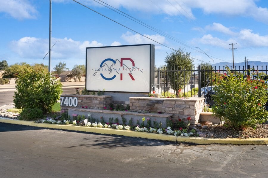 Catalina Ridge entrance sign