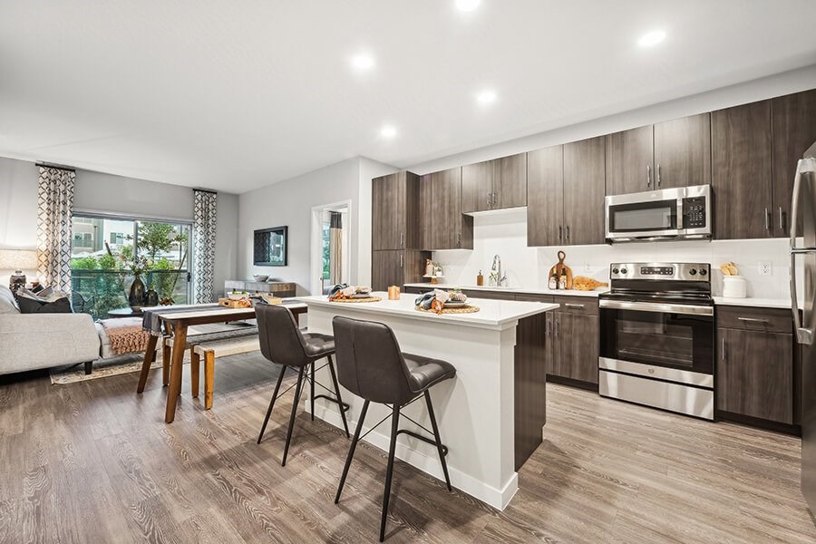 Glen 91 | BRAND-NEW, LUXURY APARTMENTS is a similar property to Hangar At Thunderbird located in Glendale