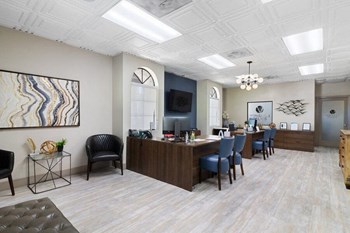Leasing office lounge space - Photo Gallery 6
