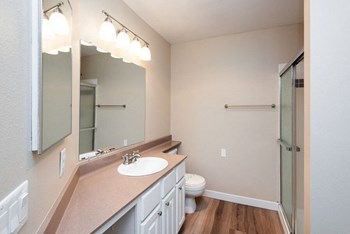 Model bathroom - Photo Gallery 6