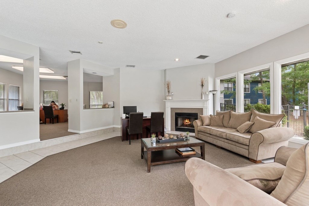 Resident lounge at Northlake Apartments in Jacksonville, FL