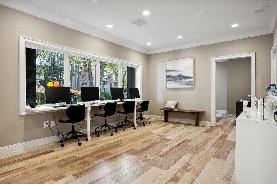 Business center with community computers