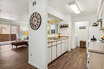 Model kitchen with view of living room - Photo Gallery 2