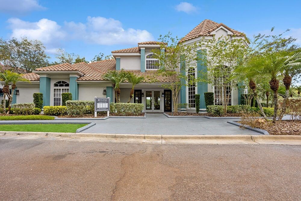 Exterior of the Vinings at Hunter's Green