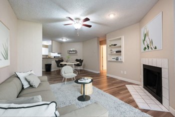 Model living room and dining - Photo Gallery 2