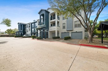 Apartment building exterior - Photo Gallery 29