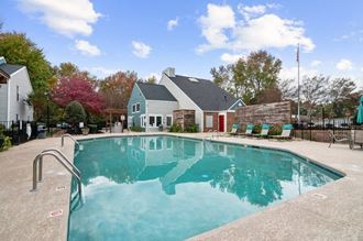 Swimming pool - Photo Gallery