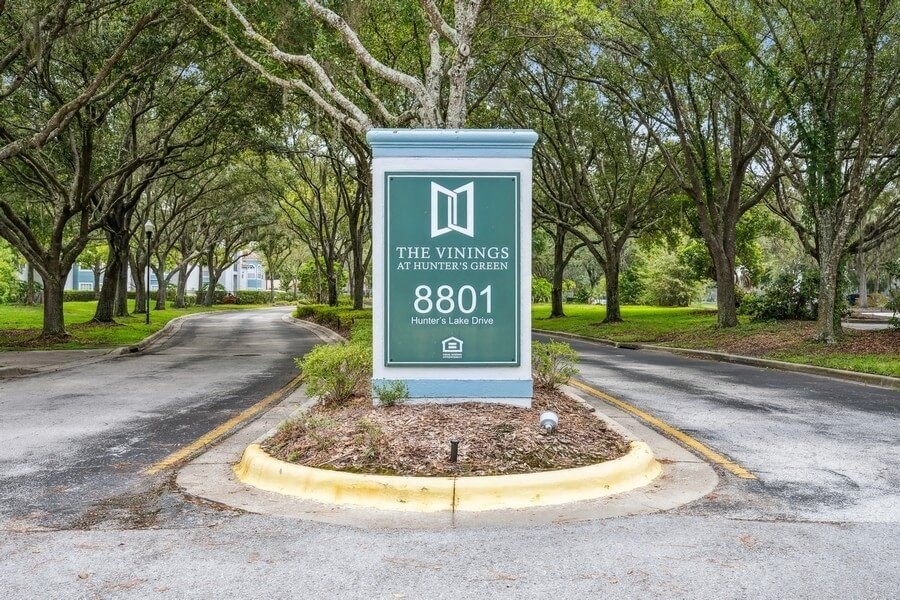 Property entrance sign