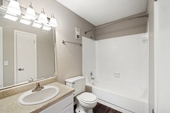 Model bathroom - Photo Gallery 6