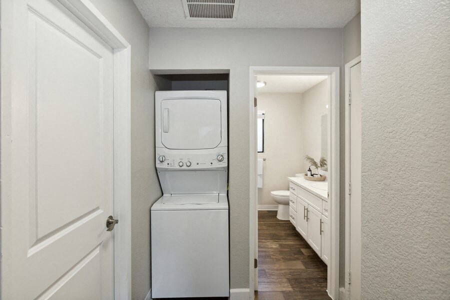 Washer and dryer in apartment